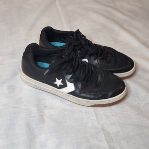 Converse low top chevron sneaker